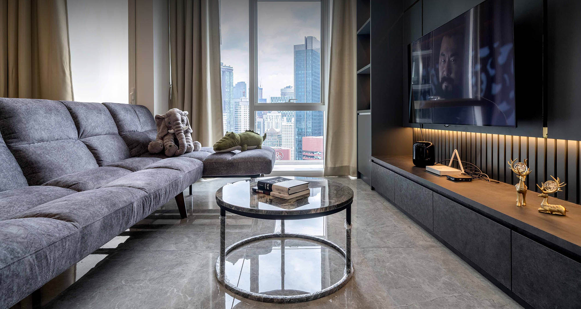 DM Boutique main banner